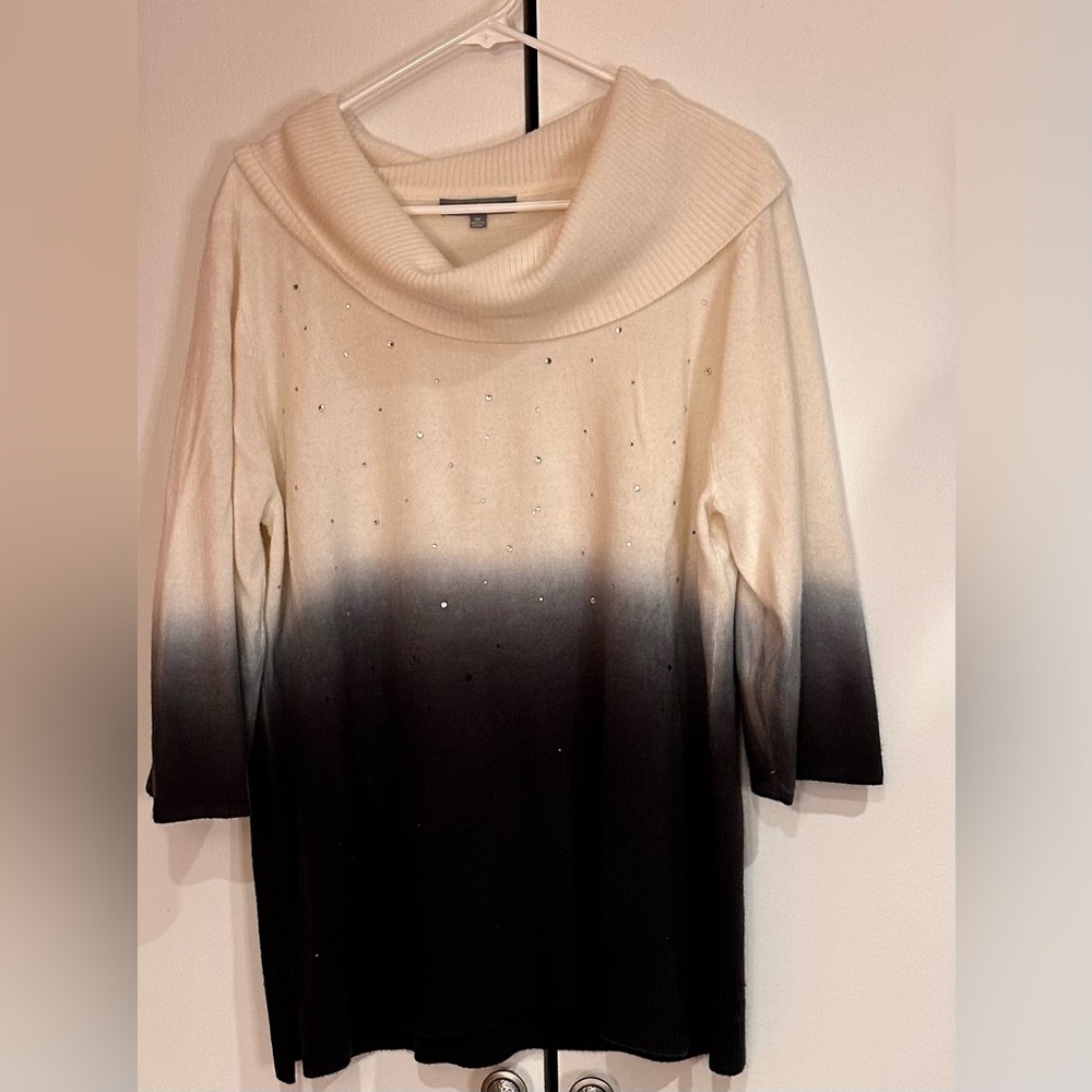 NY Collection Elegant Ombre Sweater with Rhinestone Accents. Size 2X